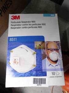 lot 33701 image: 3M N95 Respirator Masks  Box of 10