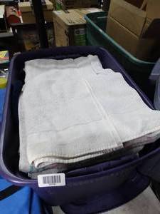 lot 33708 image: Large Bath Towels