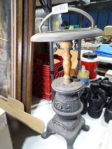 lot 33716 image: Mini Pot-Belly Stove Ash Tray