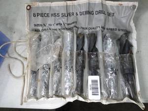 lot 33730 image: 8 Piece HSS Silver & Deming Drill Set