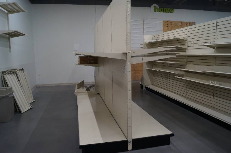 lot 7021 image: 1 Gondola Unit Lozier