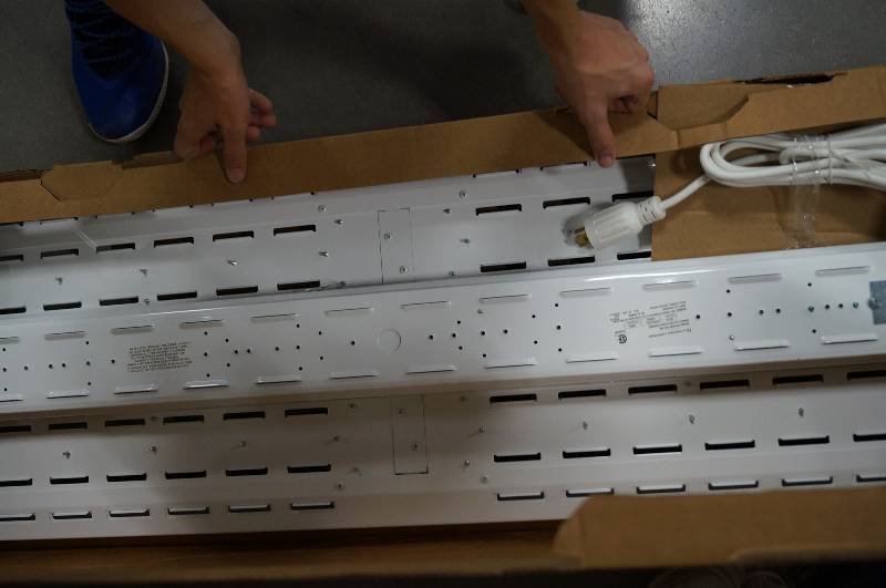 lot 7090 image: LED Lights