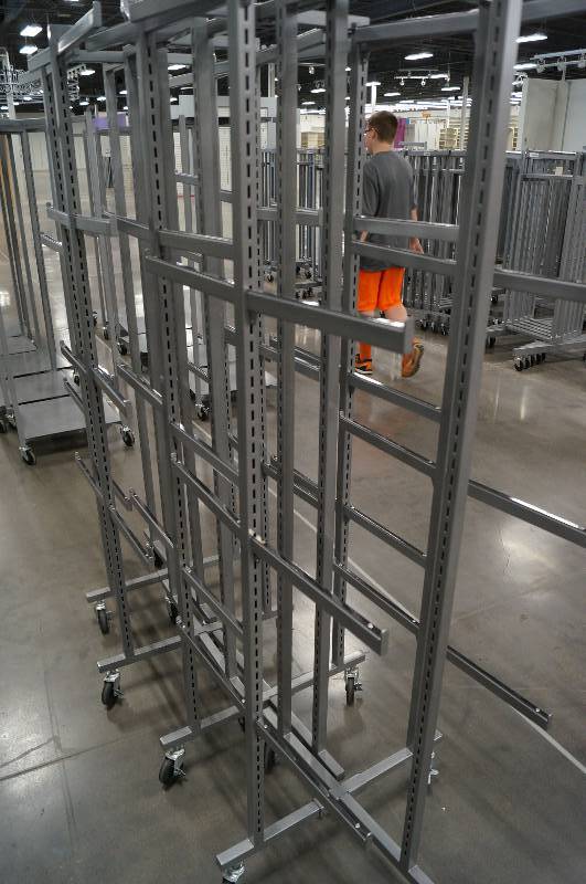 lot 7114 image: 4 Rolling rack Displays
