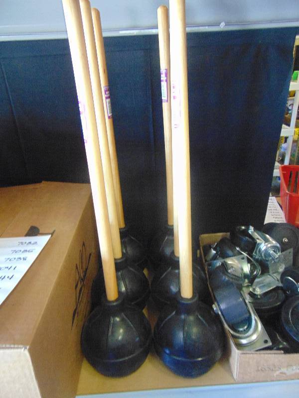 lot 7030 image: (6) ct. lot bowl plungers