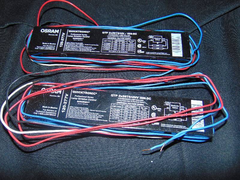 lot 7082 image: (2) ct. lot Osram Quiktronic ballast Professional Series Lamp Striation Control 120-277V QTP 2 x 59T8 UNV ISN SC Sylvania