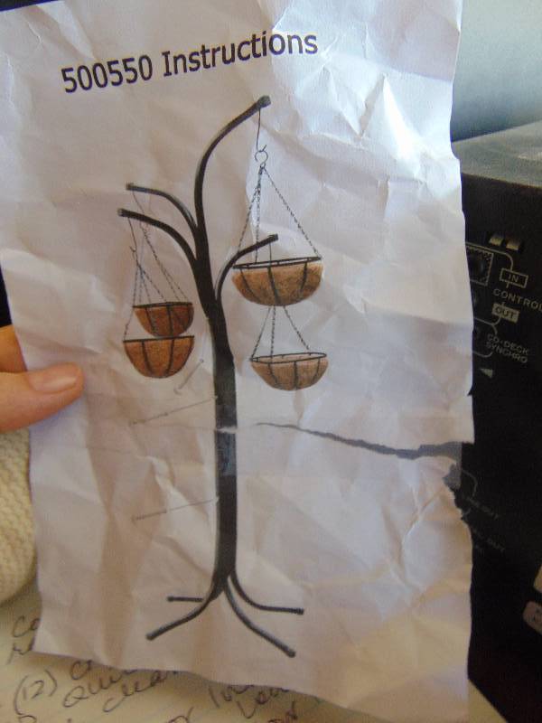 lot 7096 image: Decorative Hanging Basket Stand w hanging baskets PN 500550