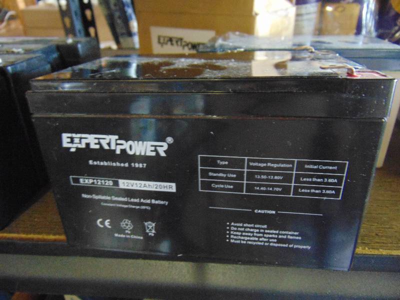 lot 7155 image: (1)Expert Power 12 volt Rechargeable battery