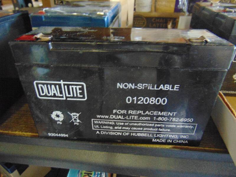 lot 7158 image: (1)Dual Lite rechargeable battery PN 93044994 0120800
