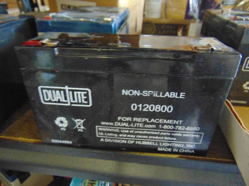 lot 7160 image: (1)Dual Lite rechargeable battery PN 93044994 0120800