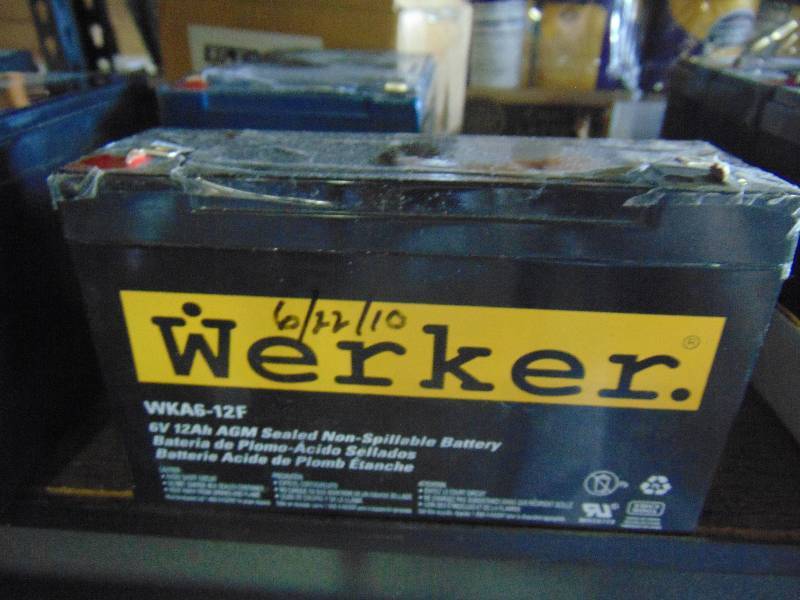 lot 7168 image: (1)Werker 6 volt PN WKA6-12F