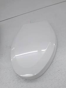 lot 55896 image: White Soft Close Toilet Seat