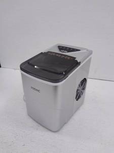lot 55998 image: Fooing Ice Maker, Silver