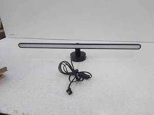 lot 56217 image: Black Plug In Desk Lamp