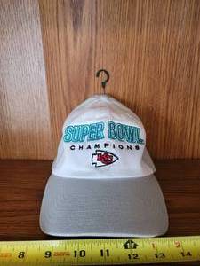 lot 351 image: KC Chiefs Superbowl hat
