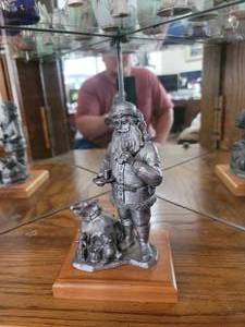 lot 361 image: Michael Ricker Le pewter nast Santa