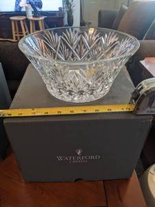 lot 120 image: Waterford Crystal 10in Cassidy Bowl