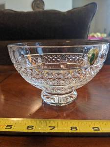 lot 129 image: Waterford Crystal 6in Irish Lace Footed Bowl