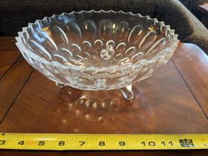 lot 136 image: Clear Glass Footed Fruit Bowl