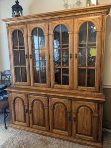 lot 160 image: Excellent Kling Colonial Lighted China Hutch W Under Storage