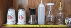 lot 375 image: SP shaker  squeeze bottle  cruet shaker & oil glass bottle