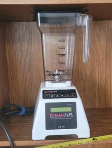 lot 381 image: Blendtec K-tec commercial blender