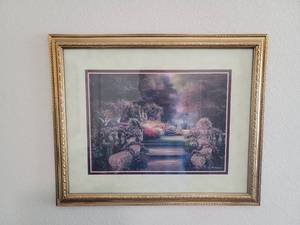 lot 410 image: Framed wall art