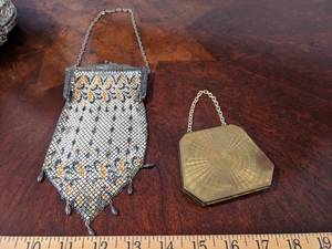 lot 199 image: Vintage Metallic Mesh Bag  Vintage Compact Dance PurseCoin HolderMakeup