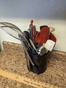 lot 232 image: Utensil Holder W Kitchen Utensils  See Pics