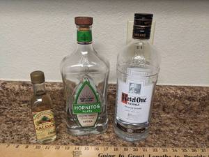 lot 260 image: Ketal One Hornitos Plata & Xalixco Bottles
