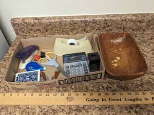 lot 262 image: Small Lot Of Office Supplies