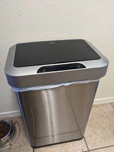 lot 275 image: Motion Activated Trash Bin