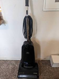 lot 285 image: Riccar Vaccuum Cleaner