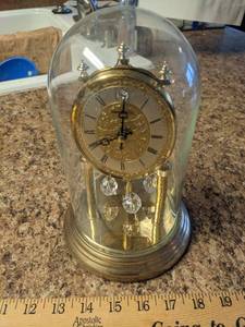 lot 293 image: Howard Miller Dome Clock