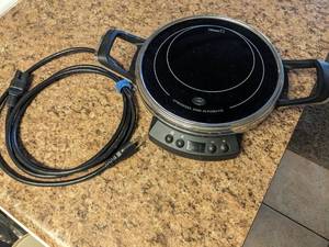 lot 308 image: Corded Kitchen Countertop Induction Burner