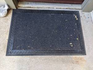 lot 313 image: Door Mat