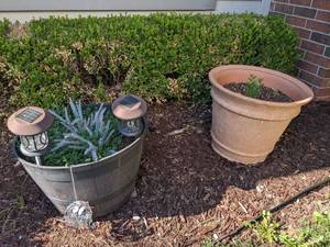lot 315 image: (2) Large Planters With Solar Lights