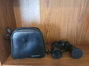lot 432 image: Bushnell 10 x 50 binoculars
