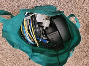 lot 450 image: Various cables & HDMI cord