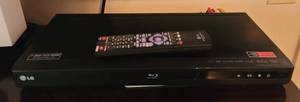 lot 457 image: LG Network blu-ray disc player