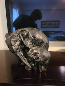 lot 462 image: Elephant & child statue