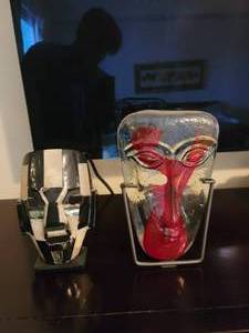 lot 463 image: Vintage glass mask on metal stand & Myan Aztec mask decor