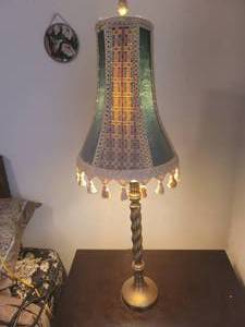 lot 468 image: Matching metal table lamps
