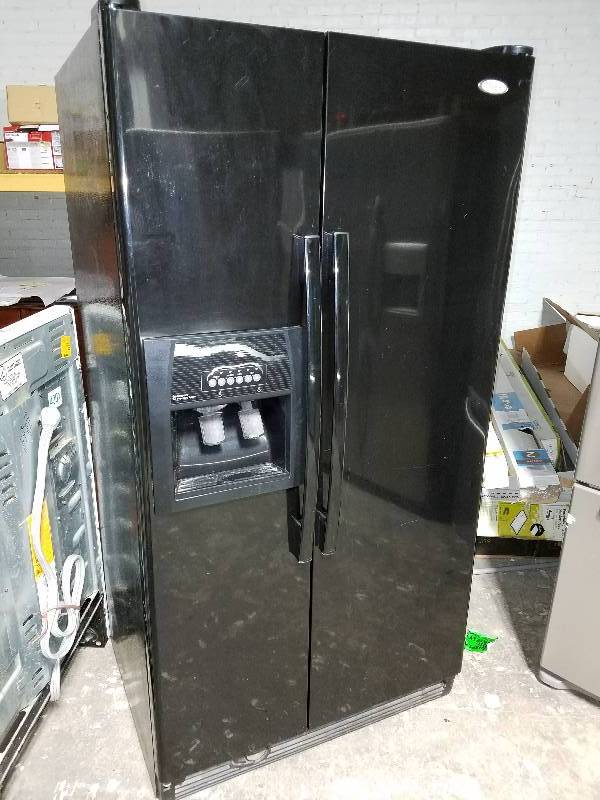 lot 2510 image: 35.5 W Whirlpool Black Side-by-side Refrigerator