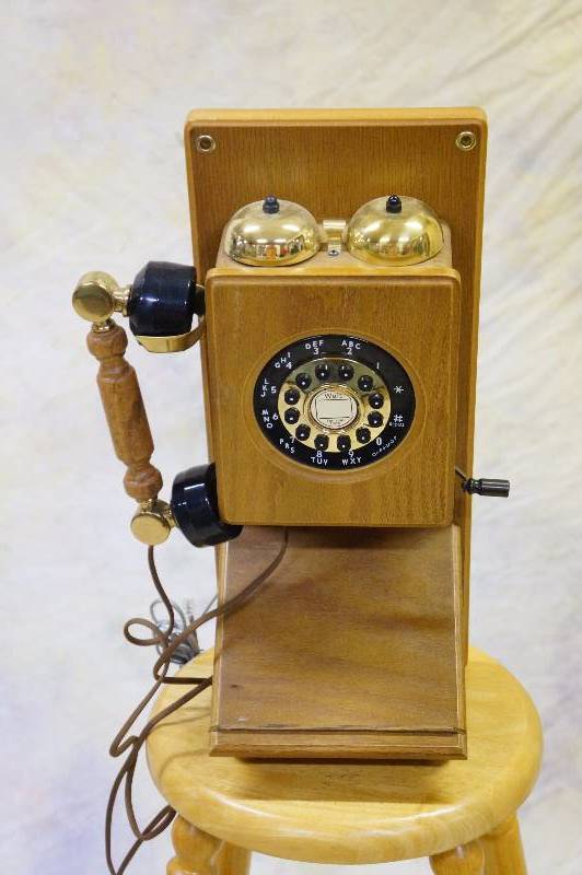lot 6 image: reproduction antique looking phone.
