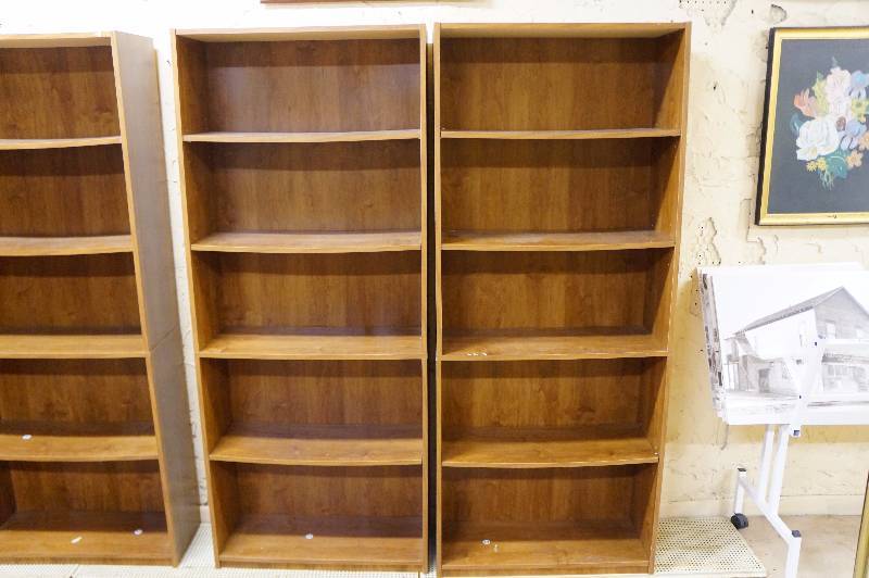 lot 13 image: 6 bookshelves x2.