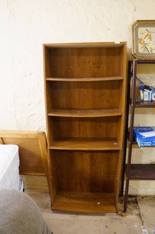 lot 18 image: Wooden 6 bookcase.