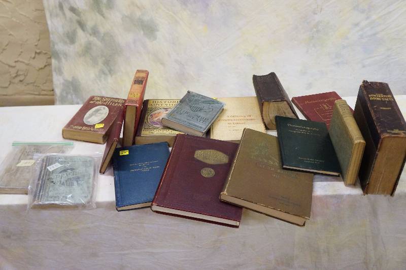 lot 36 image: Lot of 15 historical books including 2 kanza yearbooks 1926, 1938 & books 1881, 1897.