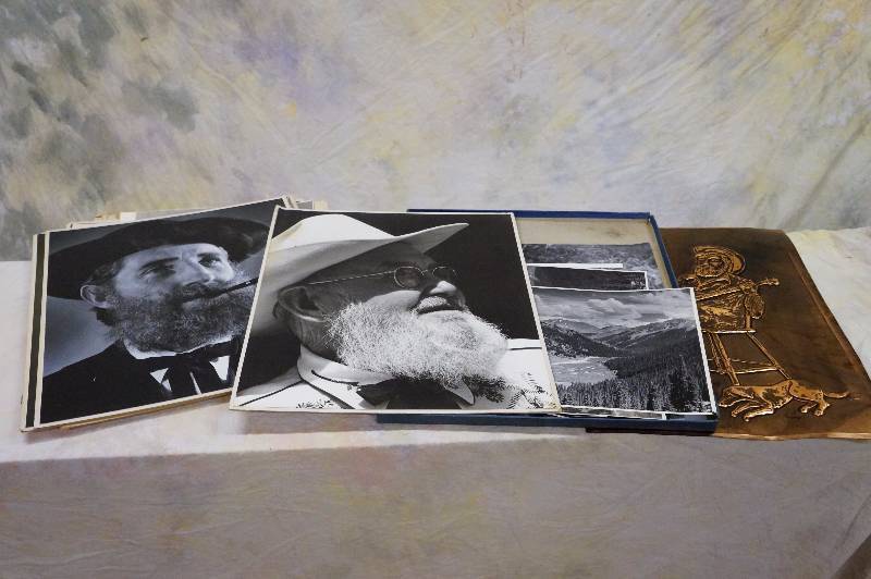 lot 52 image: Misc lot of photographs & one copper pressed piece.