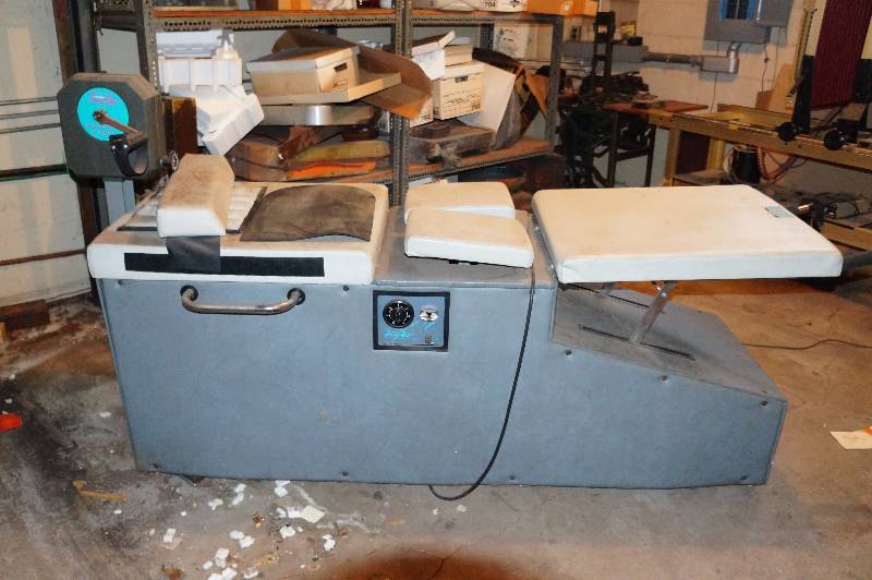 lot 178 image: Lifestyler toning salon table