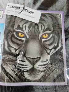 lot 3240 image: Dawhud Super Soft Throw Blanket White Tiger 50x60